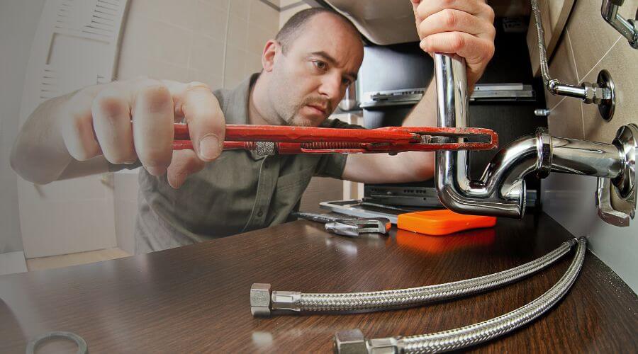 Expert burst pipe repair services in Hulbert, OK